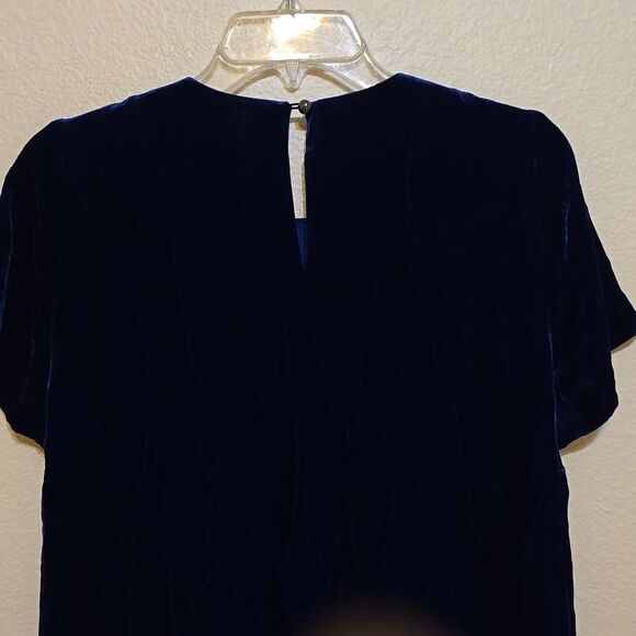 ST. JOHN VELVET TOP XS Petite ( MISSING? ) - Picture 3 of 6
